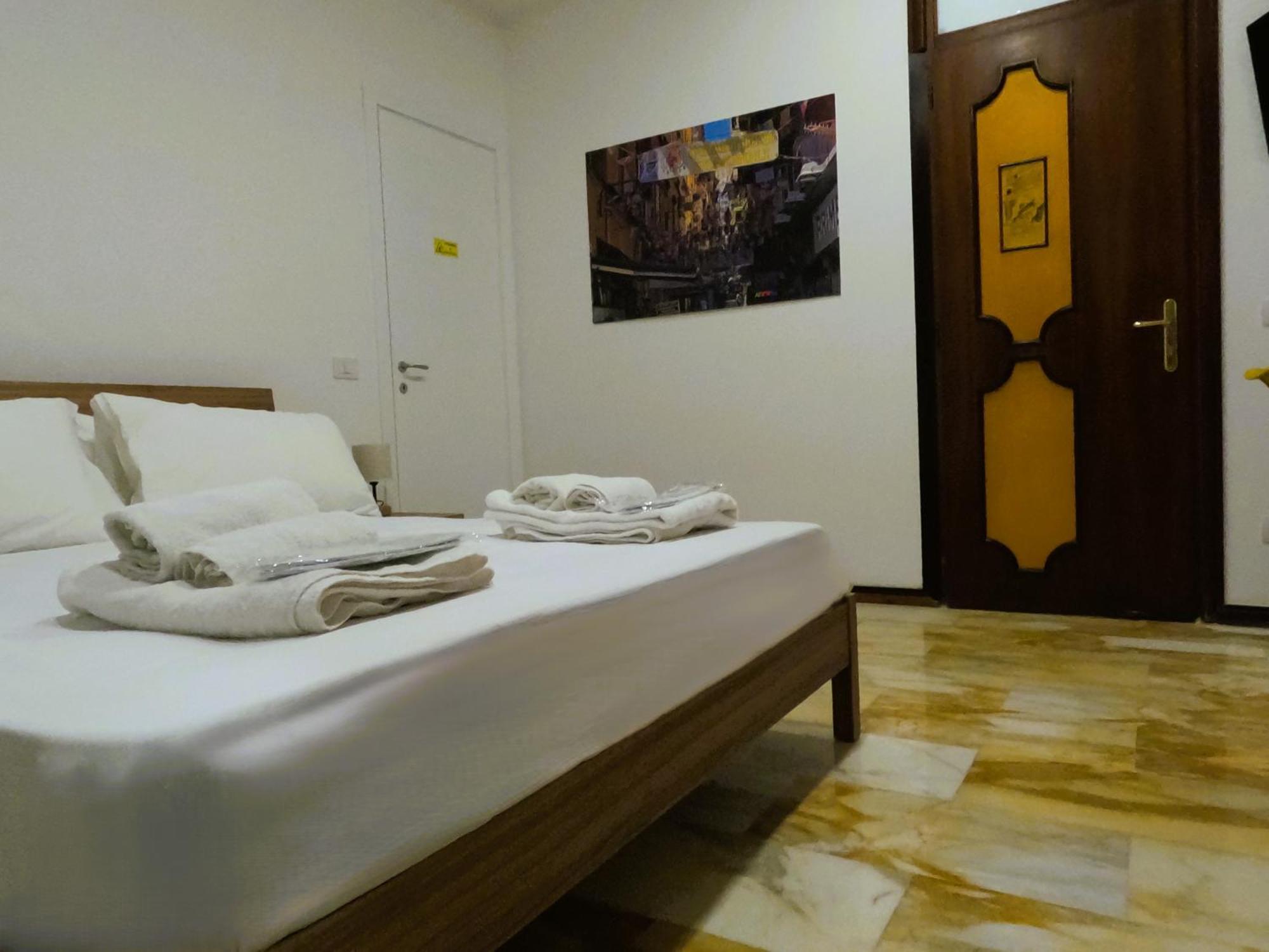 Punto Felice Riviera - Centro Citta Lungomare Caracciolo Hotell Napoli Eksteriør bilde